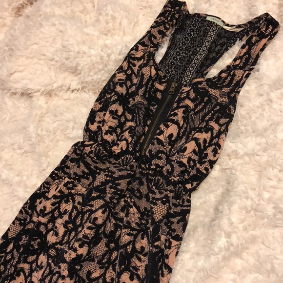 Urban Outfitters Dress - Picture 2 of 3